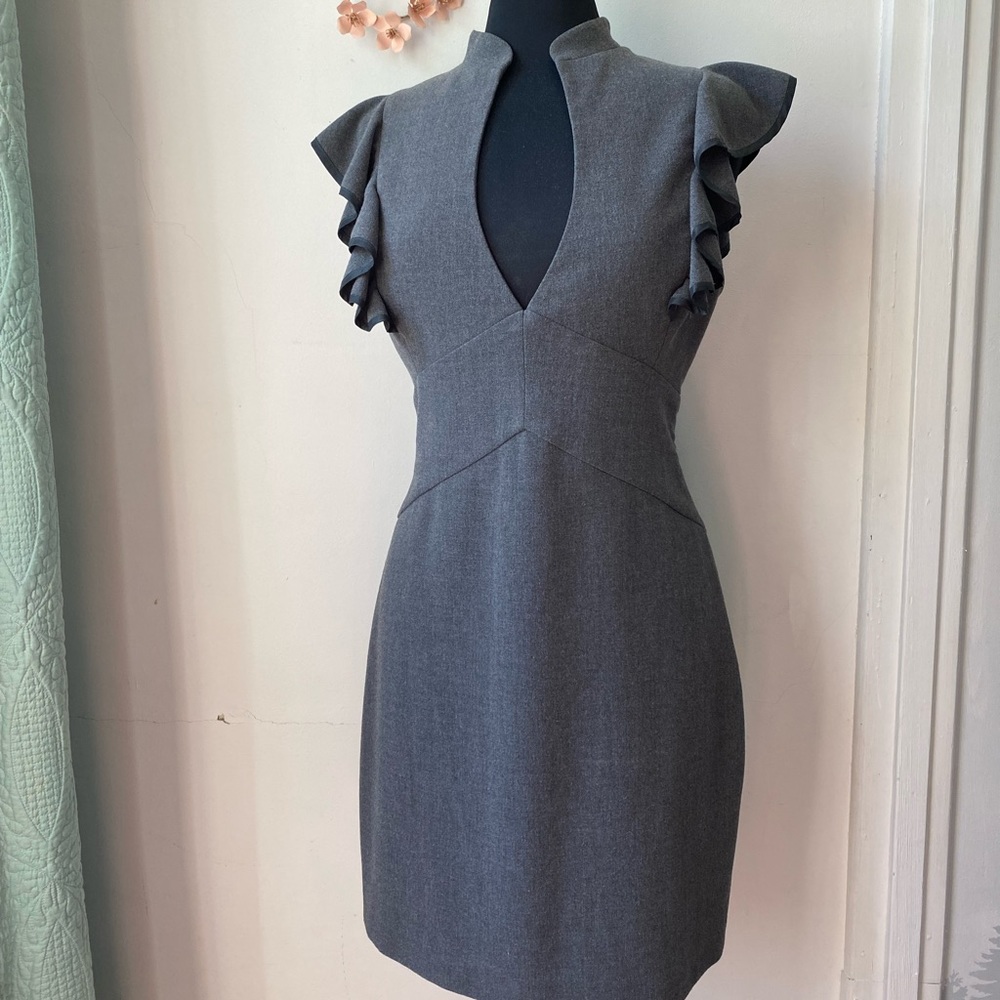 Black Halo Eva Keyhole Ruffle Gunmetal Gray L